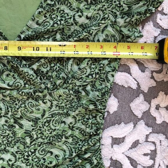 Style & Co. Petite, Multi-Shades-Green, Half-Wrap Top, Ruched Sides, Sz: Small - Picture 6 of 6